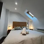 דירה Aura Oviedo,atico Con Garaje 604c By R2r Consulting